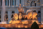 Spain, Madrid, Plaza de Cibeles, fountain of goddess Cybele