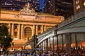 PERSHING SQUARE CAFES GRAND CENTRAL TERMINAL FORTY SECOND STREET MANHATTAN NEW YORK CITY USA