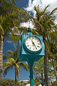 PUBLIC CLOCK TIMES SQUARE PEDESTRIAN MALL FORT MYERS BEACH FLORIDA USA