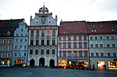 Der Hauptplatz in der Altstadt, Landsberg am Lech, Oberbayern, Bayern, Deutschland