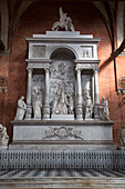 Tiziano tomb at Chiesa di Santa Maria Gloriosa dei Frari church, Venice, Veneto, Italy, Europe