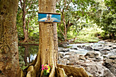 Kleiner Tempel bei den Rochester Falls, Soulliac, Mauritius