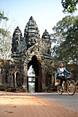 Northern gate of Angkor Thom, Angkor Archaeological Park, Siem Reap, Cambodia