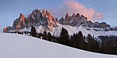 Alpenglow on the peaks of the Geisler mountain range, Valley of Villnoess, South Tyrol, Dolomites, Italy