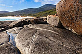 Felsen am Strand Squeaky Beach, Wilsons Promontory, Victoria, Australien