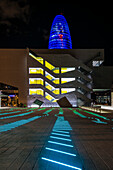 Torre Agbar bei Nacht,Architekt Jean Nouvel,Technologiebezirk 22@,Barcelona,Spanien