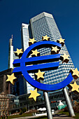 Euro Skulptur, European Central Bank, Frankfurt am Main, Hessen, Deutschland