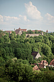 View of the town wall and buildings in the old town, Rothenburg ob der Tauber, Romantic Road, Franconia, Bavaria, Germany