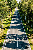 Road disappearing into the horizon, Radbruch, Winsen Luhe, Niedersachsen, North Germany, Germany