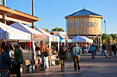 'Usa, New Mexico, View Of Saturday Market Next To Rail Yard; Santa Fe'