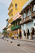 Colombia, Balconied houses at Plaza de los Coches, Cartagena