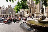 Town square with fountain, Lambertikirchplatz, Muenster, North Rhine-Westphalia, Germany