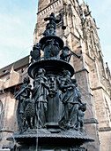 Fountain of virtue, Tugendbrunnen and St. Lorenz church, Lorenz Square, Nuremberg, Middle Franconia, Bavaria, Germany