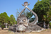 Buddhistische Figuren im Buddha Park Xieng Khuan in Vientiane, Hauptstadt von Laos, Asien