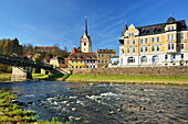 Innenstadt von Gera über Weiße Elster, Gera, Thüringen, Deutschland