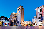 Uhrturm an der Piazza Umberto I, Capri Stadt, Capri, Kampanien, Italien