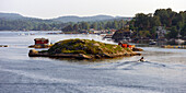 Blick von Fähre  Strömstad, Schweden, nach Sandefjord, Norwegen, auf den Schärengarten von Sandefjord, Norwegen, Europa