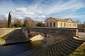 Schleuse, Écluse de Gailhousty, Kanal, Canal de la Robine, bei Sallèles-d' Aude, Dept. Aude, Languedoc-Roussillon, Frankreich, Europa