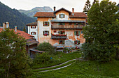 Wohnhaus in Splügen, Rhein, Hinterrhein, Kanton Graubünden, Schweiz, Europa
