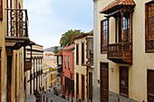 Calle Carrera del Escultor Estevez, street in the old town, La Orotava, Tenerife, Canary Islands, Spain, Europe