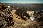 Fluss Schleife im Fisch Fluss Canyon, Namibia, Afrika