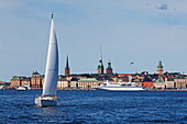 Kreuzfahrtschiff am Skeppsbronkai von Gamla Stan, Stockholm, Schweden