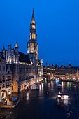Europe, Belgium, Brussels, Grand Place Town Hall dusk.