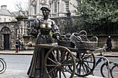 Statue of molly malone, grafton street, dublin, ireland