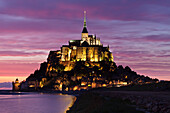 Mont Saint Michel at sunset, UNESCO World Heritage Site, Department Manche, Basse Normandy, France, Europe