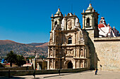 Central America, Mexico, Oaxaca State, Oaxaca de Juarez, historical center founded in 1529 by Spanish listed on the world heritage site in 1987, Basilica de la Soledad (17e s.) that shelters the Solitude Virgin, the patron saint of Oaxaca