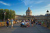 France, Paris (75), The Pont des Arts, a historical monument and the Institut de France