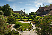 Sunken Garden, Great Dixter Gardens, Northiam, East Sussex, Großbritannien