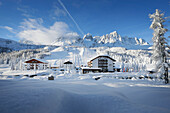 Hotel, Kreuzbergpass, Südtirol, Italien