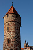Bleichenturm tower with Fritzlar Cathedral behind, Fritzlar, Hesse, Germany, Europe