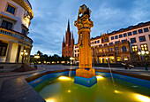 The fountain and the Castle Square in Wiesbaden at night