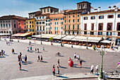 Piazza Bra, Verona, UNESCO World Heritage Site, Veneto, Italy, Europe