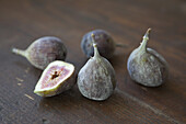 Figs on wooden table