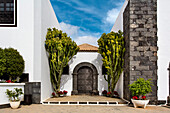 Church Iglesia de San Martin, Plaza Leon y Castillo, San Bartolome, Lanzarote, Canary Islands, Spain