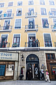 Mural, fresque, Lyon, France, Rhone-Alpes, Europe, La Fresque des Lyonnais in downtown Lyon.