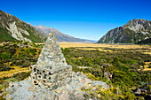 Memorial pyramid in the Mount Cook National Park, UNESCO World Heritage Site, South Island, New Zealand, Pacific