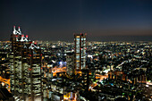 Tokio im Januar bei Nacht, Tokio, Japan