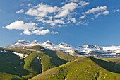 Tres Marias peaks, National Park of Ordesa and Monte Perdido, Huesca, Spain.