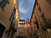 Wohngebäude in der Altstadt, Verona, Venetien, Italien