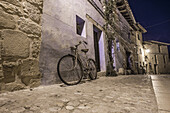 Historic town of Valderrobres by night, Matarraña, Teruel, Aragón, Spain.