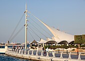United Arab Emirates, Abu Dhabi, Corniche Beach Park.
