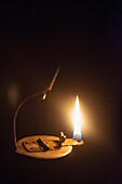 petroleum Lampe simuliert Arbeitsbedingungen im Besucher Bergwerk Tiefer Stollen, Aalen, Ostalbkreis, Schwäbische Alb, Baden-Württemberg, Deutschland