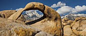 Tunnabora Peak, Mobius Arch, Alabama Hills, nahe Lone Pine, Sierra Nevada, Kalifornien, USA