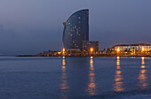 Platja de Barceloneta, Strand, Hotel W Barcelona, Barceloneta, Barcelona, Katalonien, Spanien, Europa