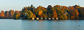 Boat houses at Lake Wesslinger in Autumn, Indian summer, Starnberg, Bavarian alpine foreland, Upper Bavaria, Bavaria, Germany, Europe