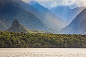 Lake Manapouri, Hope Arm Bucht, Fjordland, Südinsel, Neuseeland